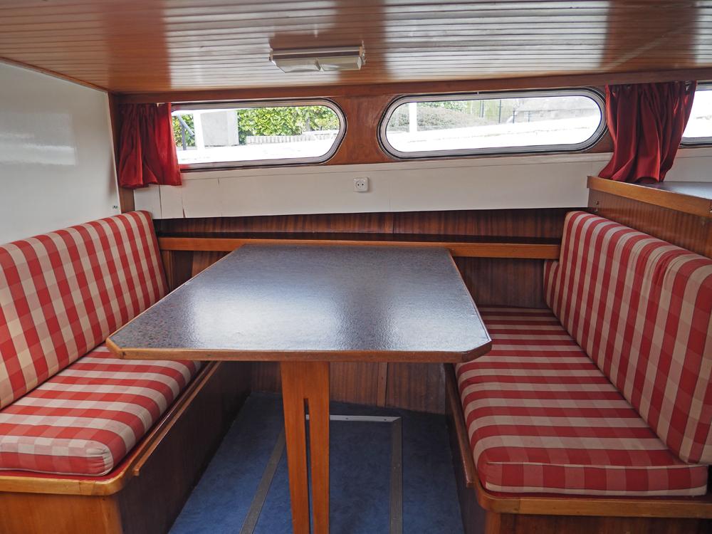 Fore ship, Accommodation